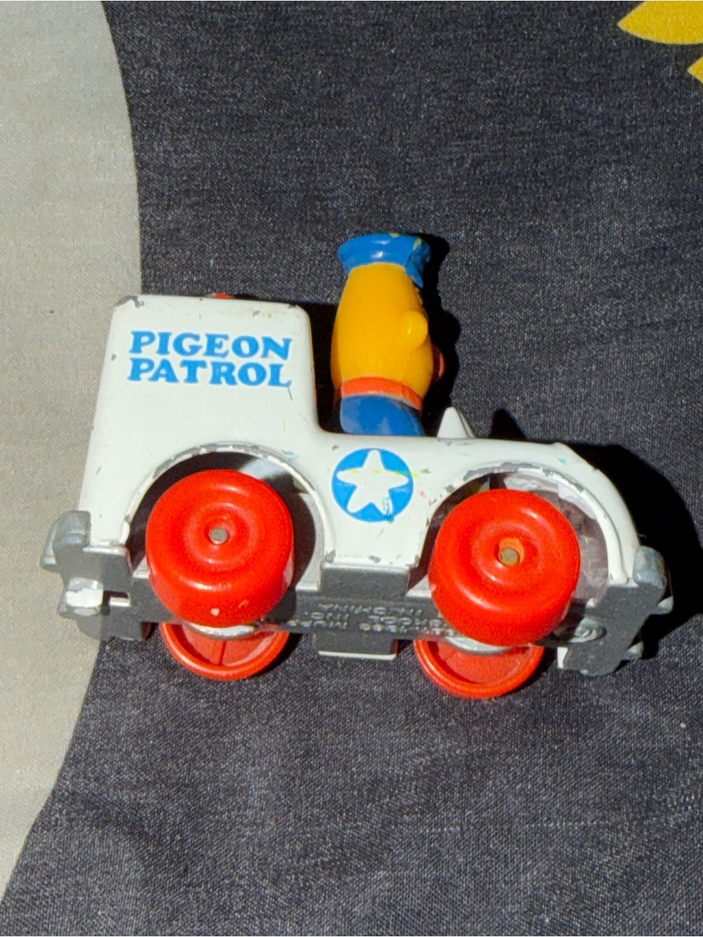 Playskool Muppets Inc. Sesame Street 1981 1983 Bert Character Pigeon Patrol Car.